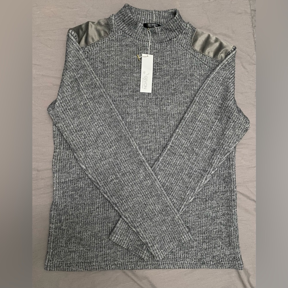Men’s ribbed sweater size medium